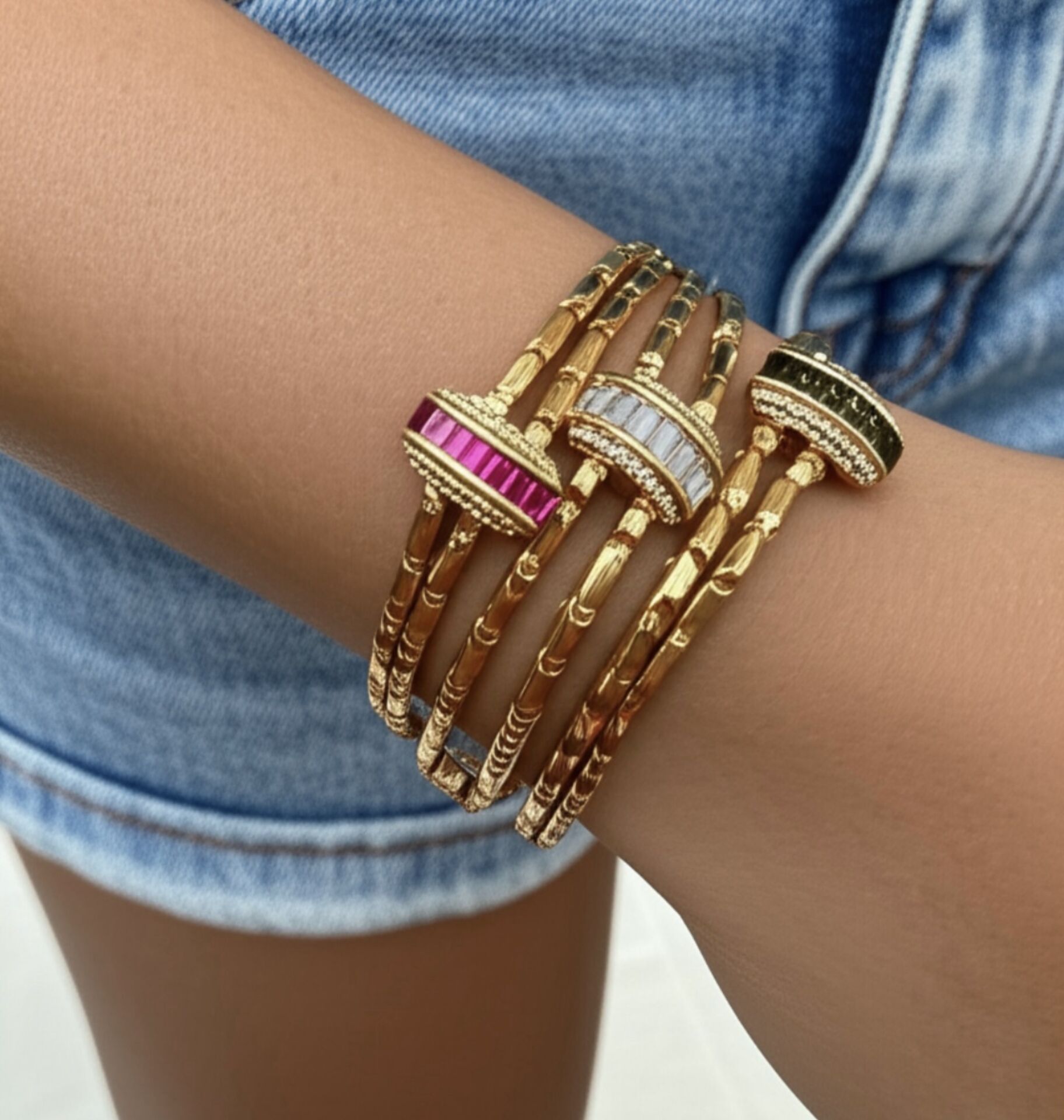 Ortası Renkli Taşlı Bileklik