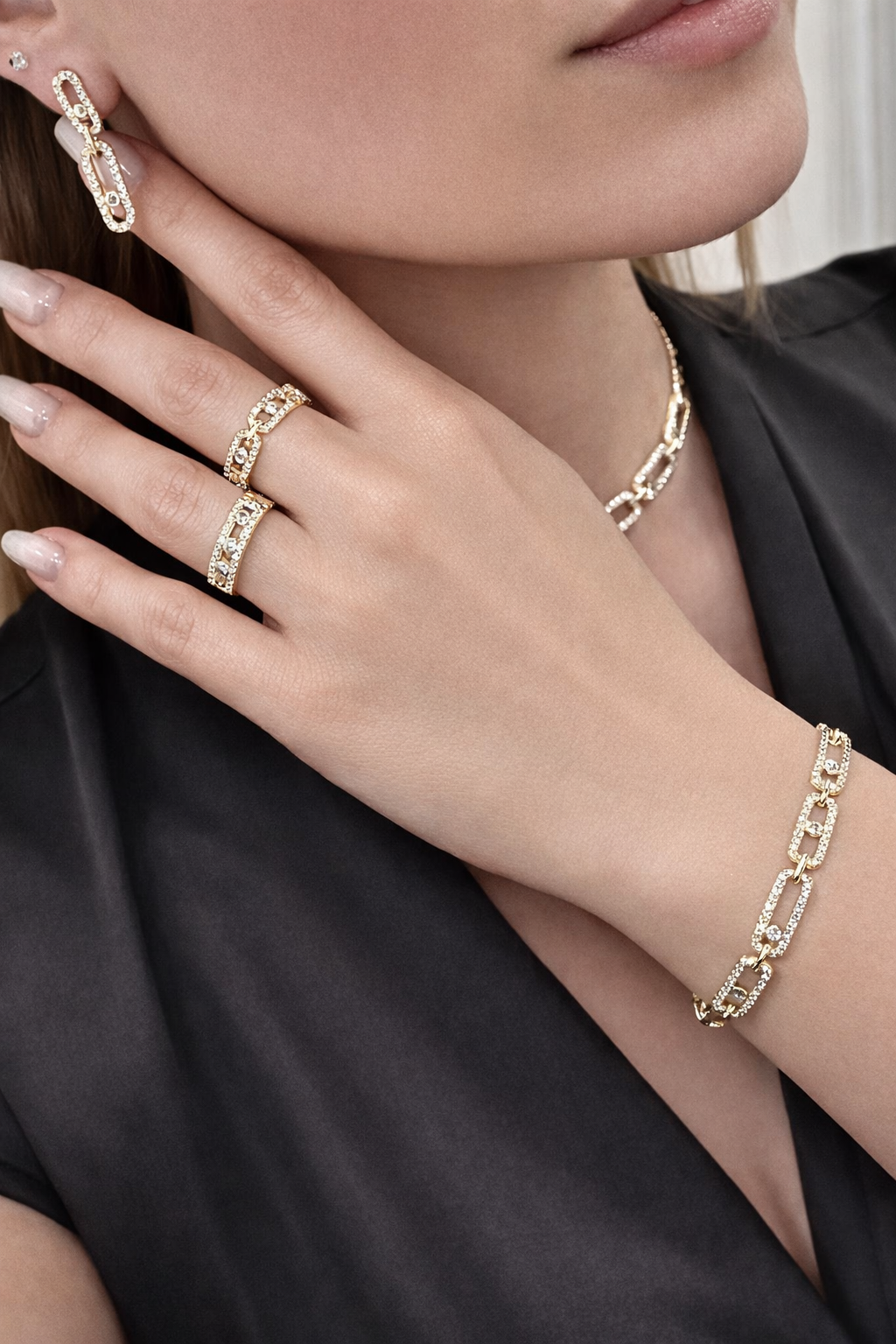 Mesi Taş Detaylı Gold Bileklik