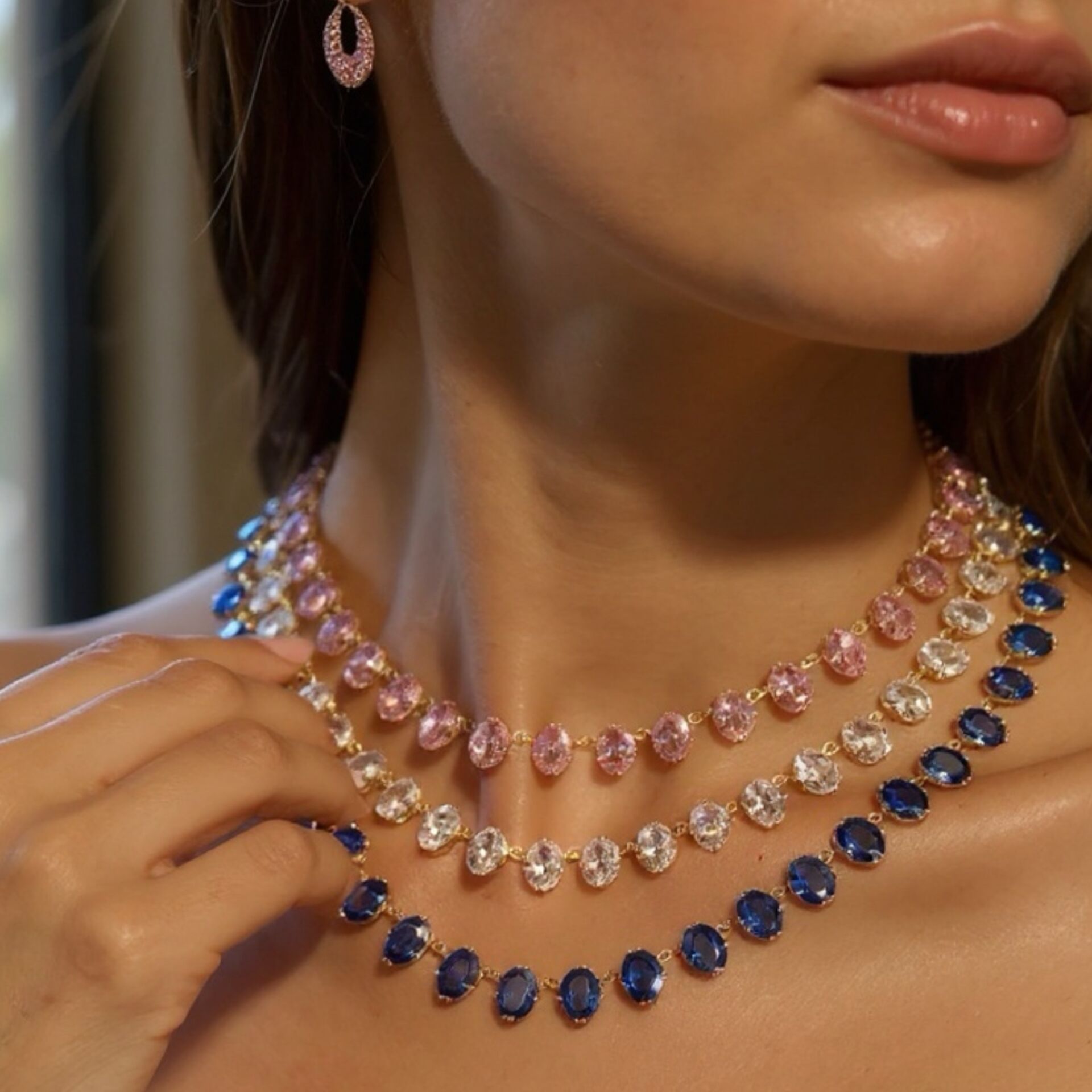 Renkli Damla Taşlı Oval Kolye