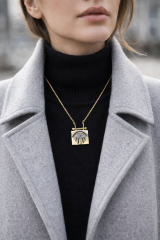 EyeLock Göz Figürlü Kilit Tasarım Siyah & Beyaz Zirkon Taşlı Gold Kolye