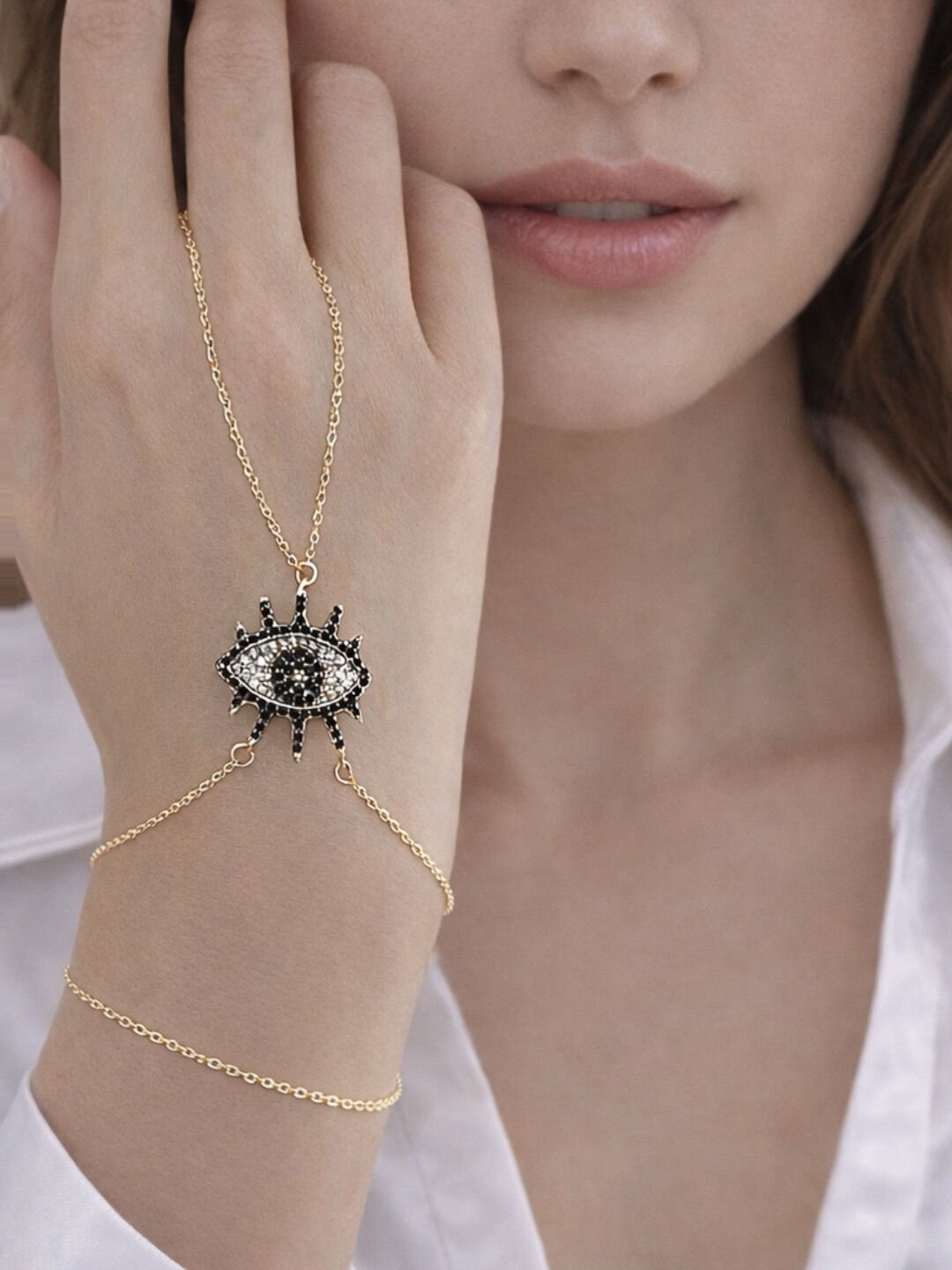 Vanthe Eye Şahmeran Göz Figürlü Gold Renk Zincir El Takısı