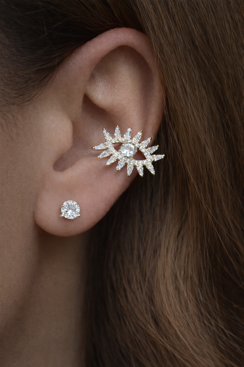 Auren Eye Cuff Gold Taş Detaylı Göz Figürlü Deliksiz Kıkırdak Küpesi