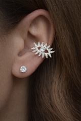 Auren Eye Cuff Gold Taş Detaylı Göz Figürlü Deliksiz Kıkırdak Küpesi