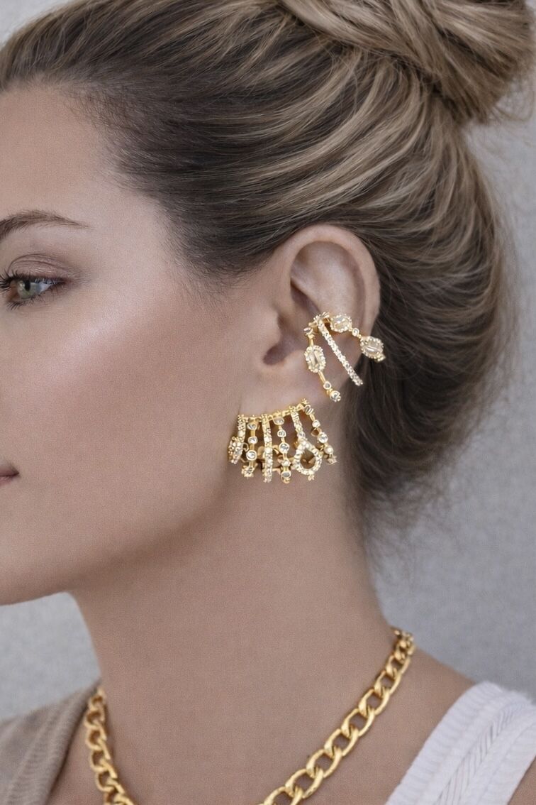 Aurel Empire Gold Taşlı Çoklu Statement Küpe Gold