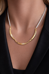 Velora Curve Altın Renk Taş Detaylı Su Yolu Kolye