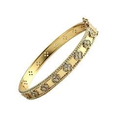 Yonca İnce Kelepçe Bileklik